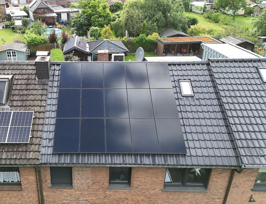 Photovoltaikanlage, 10 kWp, 9,6 kWh Speicher in Weeze