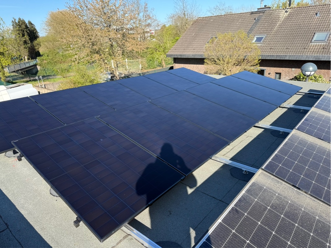 Photovoltaikanlage, 7,8 kWp, 16 kWh Speicher in Langenfeld