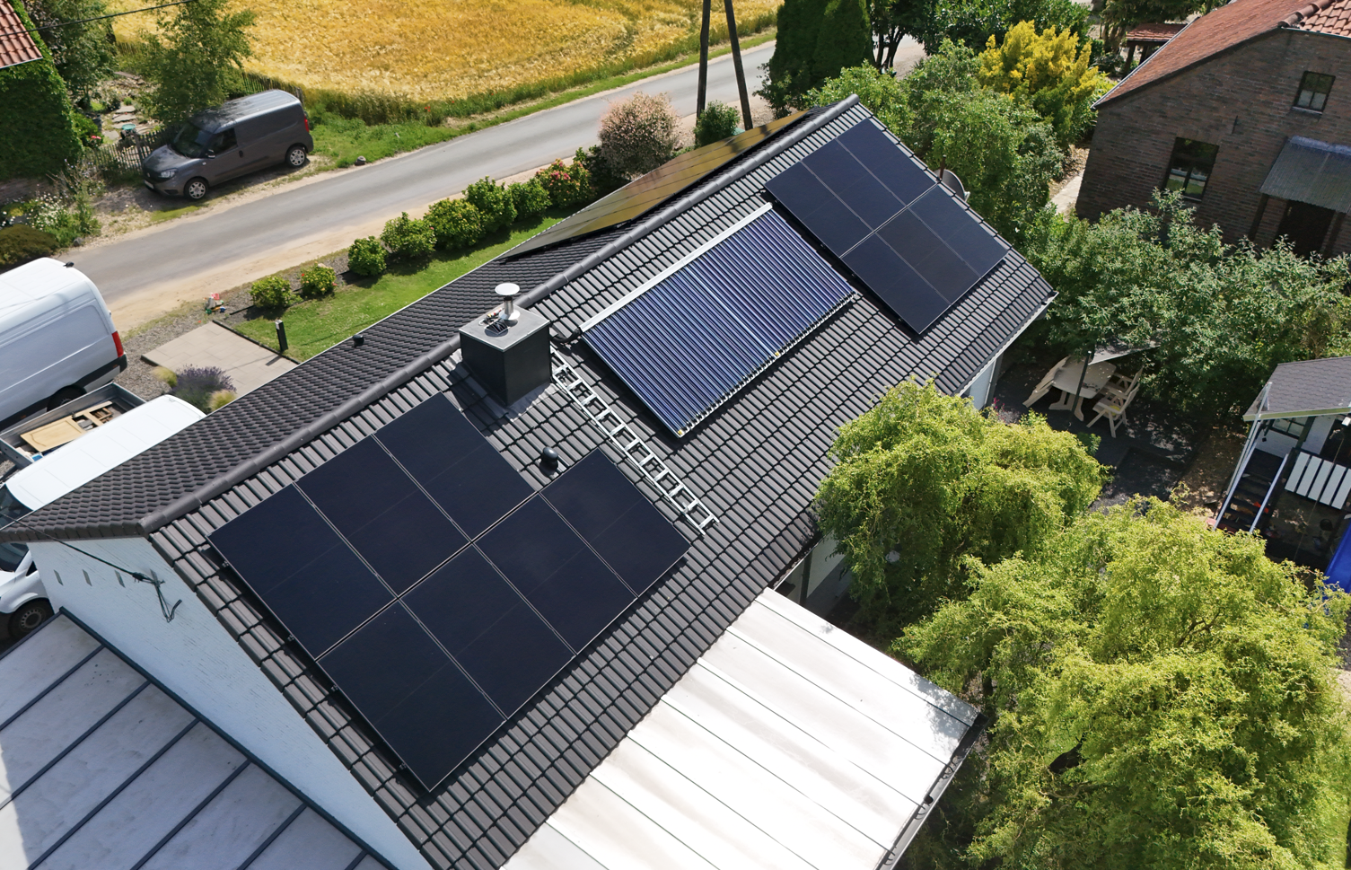 Photovoltaikanlage, 10,7 kWp, 15,2 kWh Speicher in Kleve