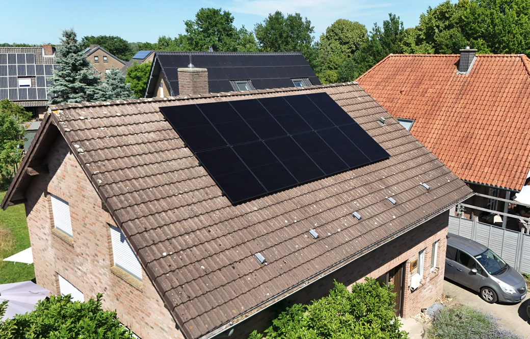 Photovoltaikanlage, 5,6 kWp, 9,6 kWh Speicher in Kalkar