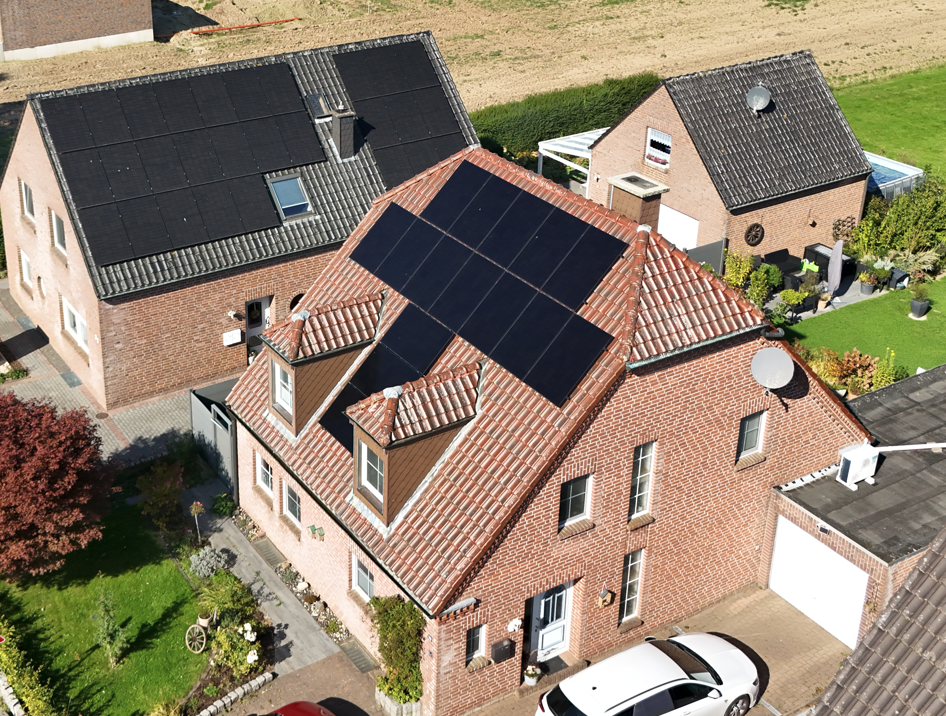 Photovoltaikanlage, 7,1 kWp, 11,1 kWh Speicher in Kalkar