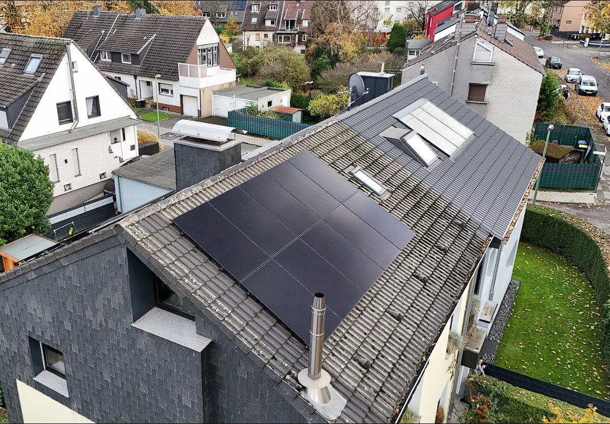 Photovoltaikanlage, 8 kWp, 12,8 kWh Speicher in Duisburg