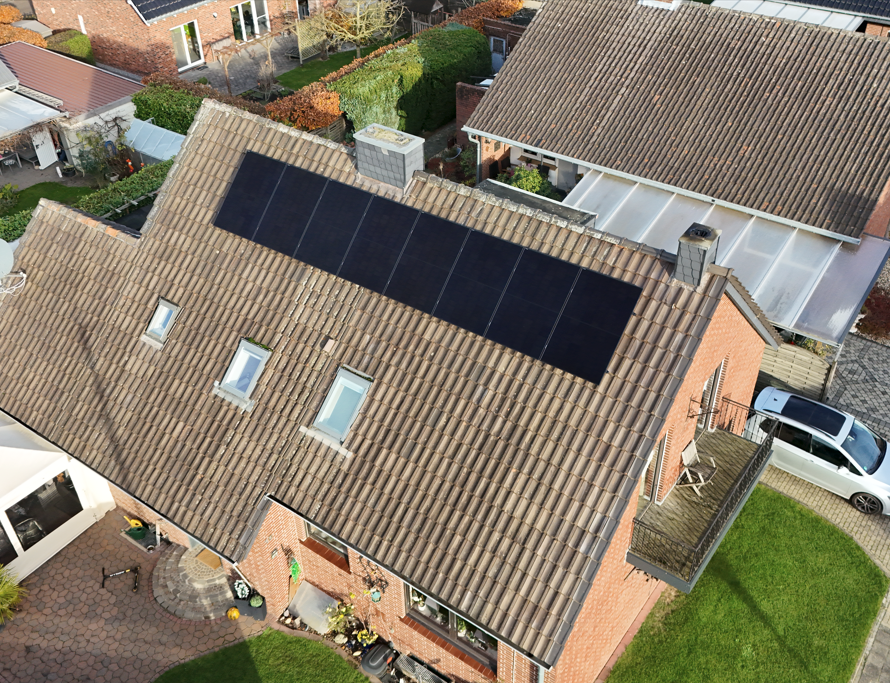 Photovoltaikanlage, 8 kWp, 9,6 kWh Speicher in Weeze
